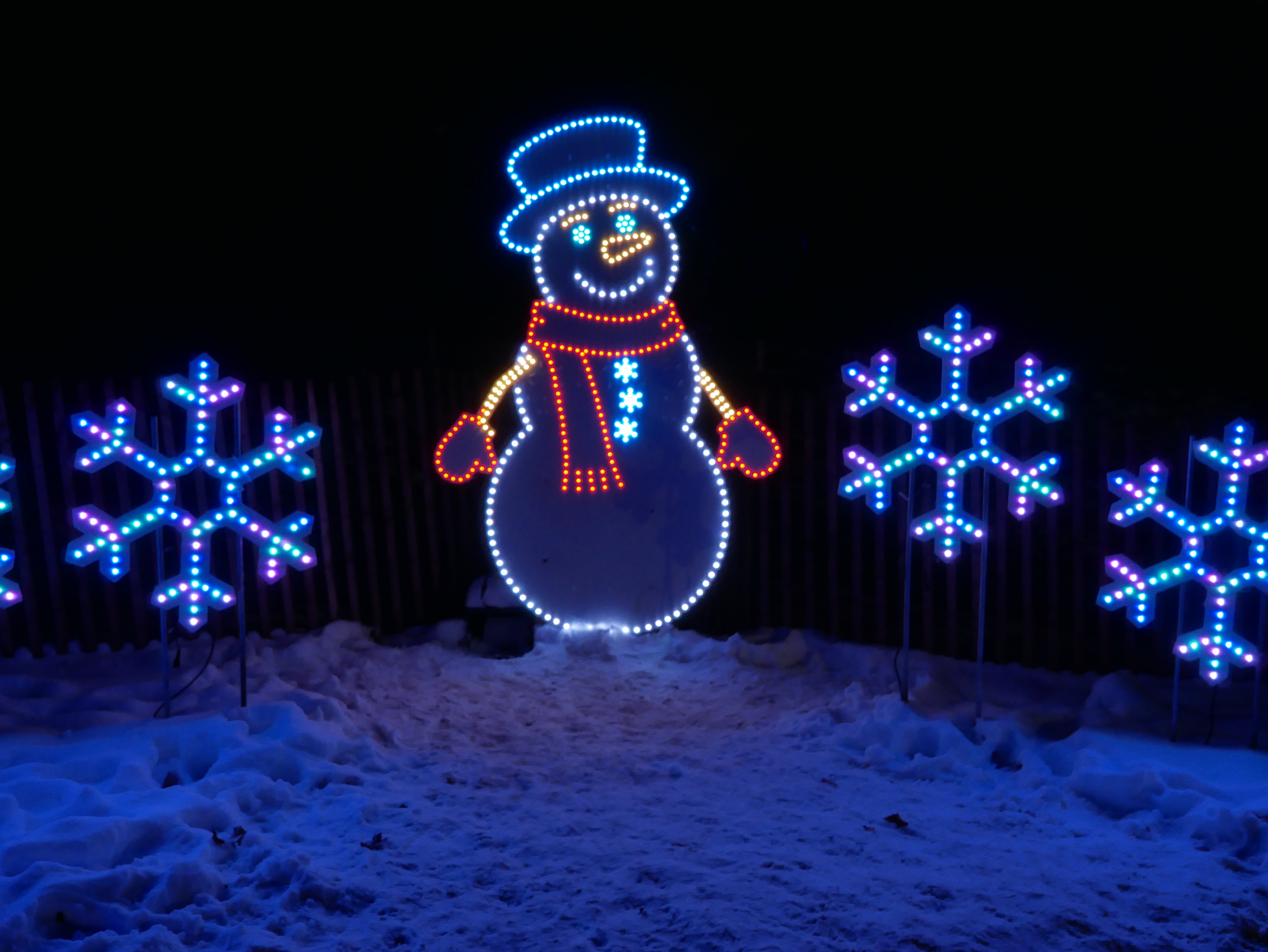 Winter Lights "Snowy" the Snowperson 